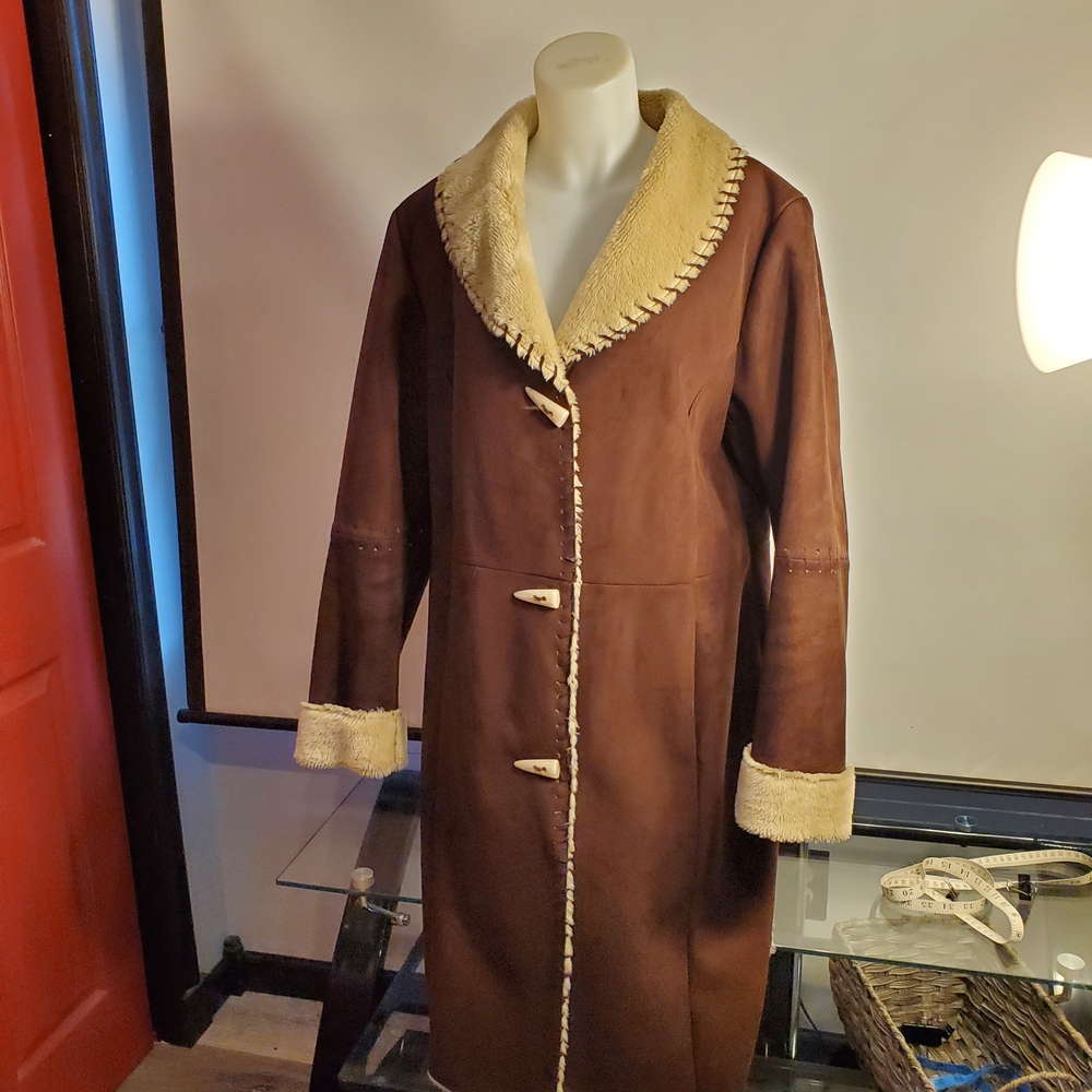 Roper Brown Coat XL with Cream Shearling